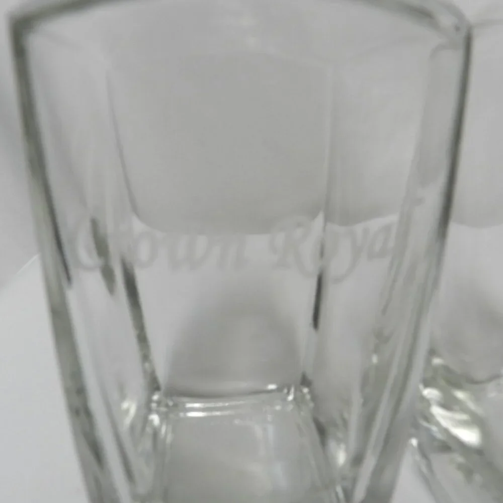 Vodka Gin Crown Royal Set 3 Decanter Bottles w/ Lid 10